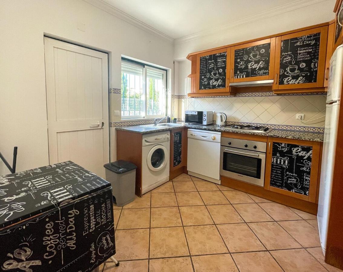 Moradia T3 Aguia Marina, Com Piscina E Bbq Villa Albufeira Exteriör bild