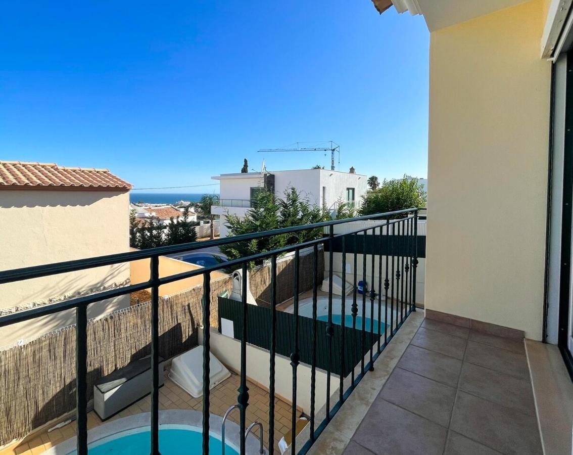Moradia T3 Aguia Marina, Com Piscina E Bbq Villa Albufeira Exteriör bild