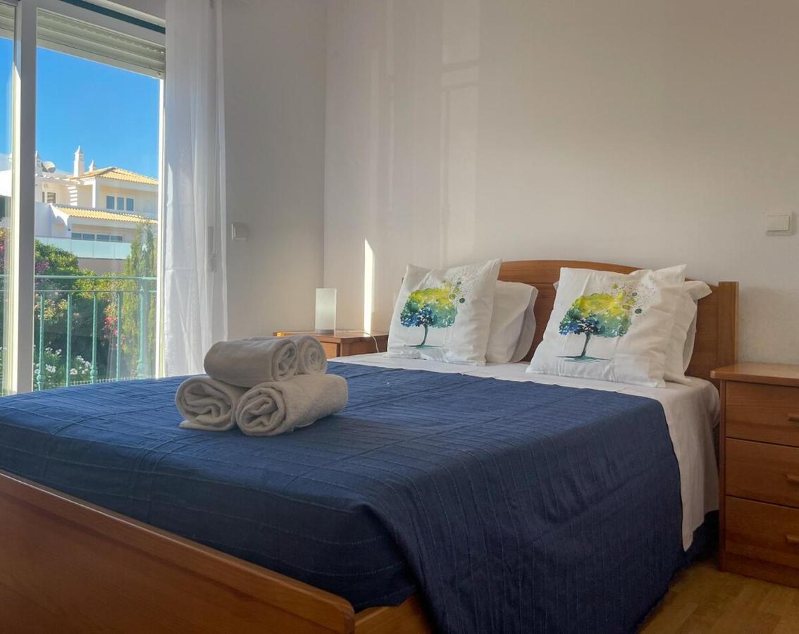 Moradia T3 Aguia Marina, Com Piscina E Bbq Villa Albufeira Exteriör bild